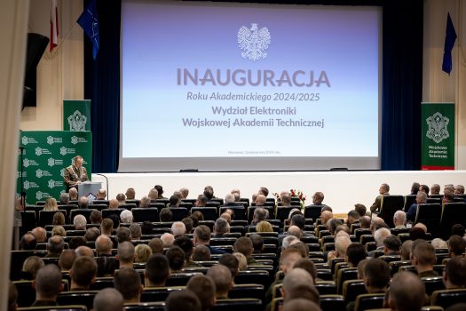 Dyrektor Biura PISA na uroczystej inauguracji roku akademickiego 2024/2025 Wydziału Elektroniki WAT