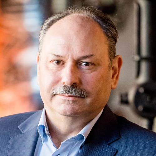Jacek Grzechowiak